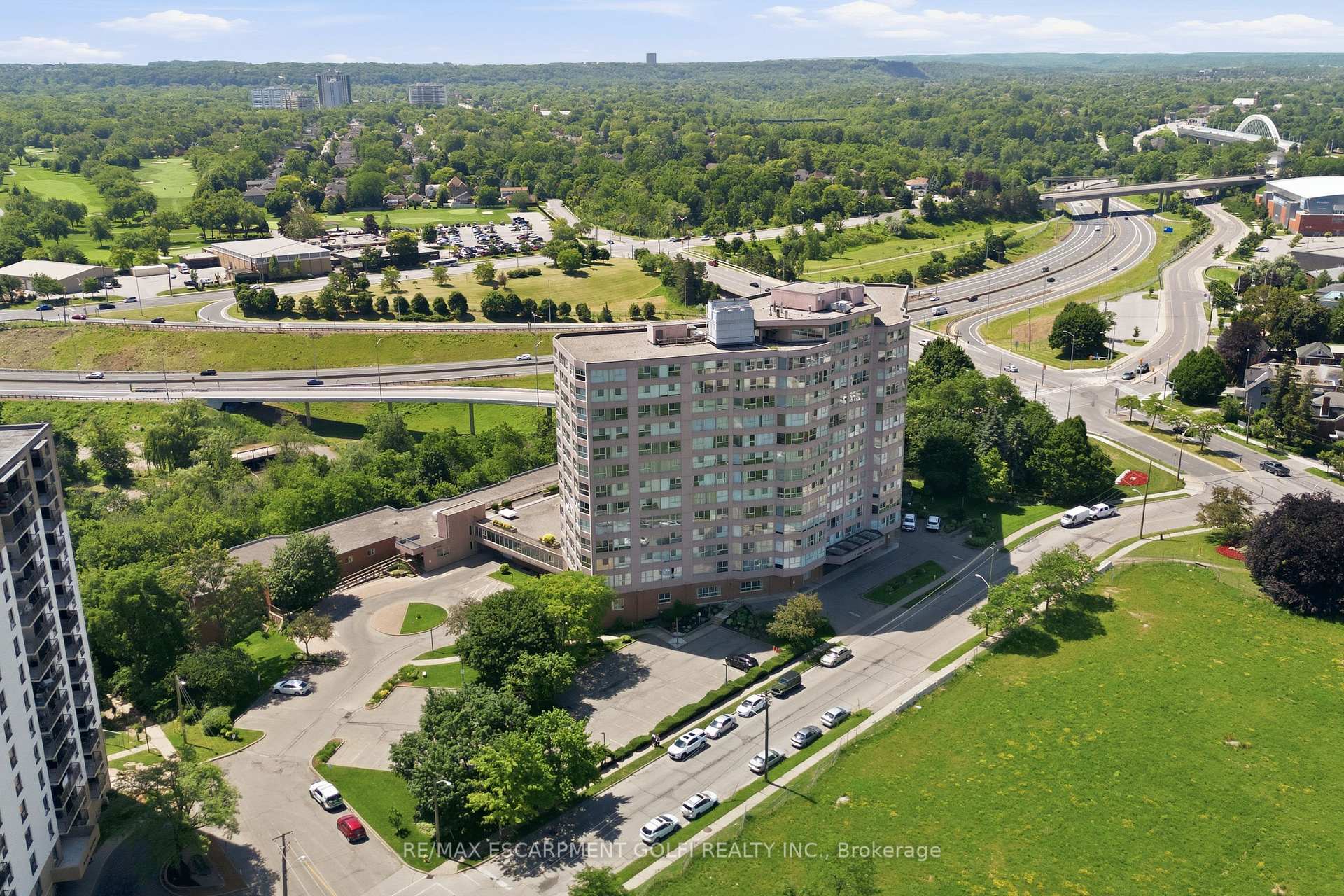 Photo 39 of Unit B3, 7 Gale Crescent, St. Catharines, Downtown — HOMEH