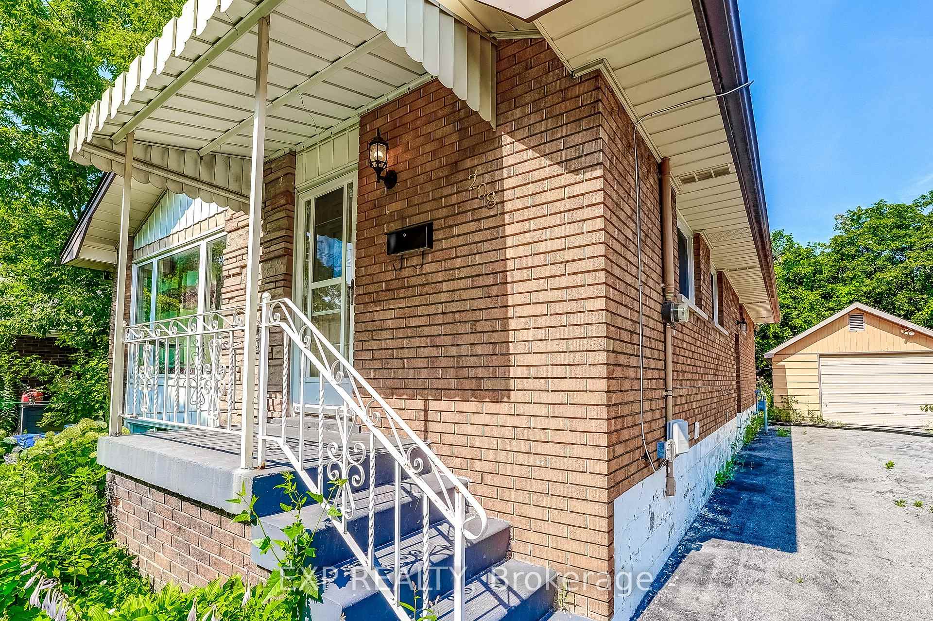 Photo 4 of 208 West 19th Street, Hamilton, Buchanan — HOMEH