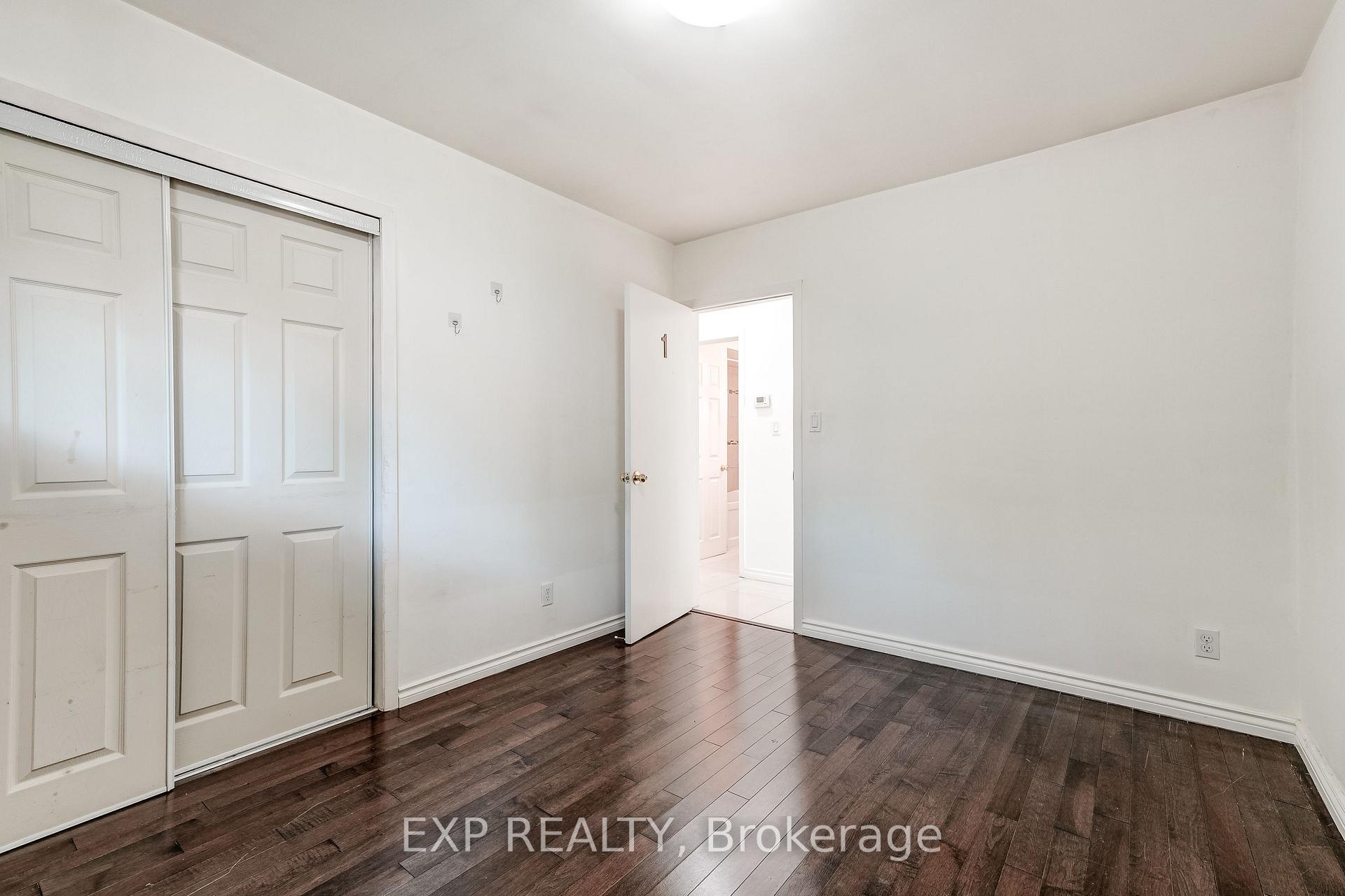 Photo 16 of 208 West 19th Street, Hamilton, Buchanan — HOMEH