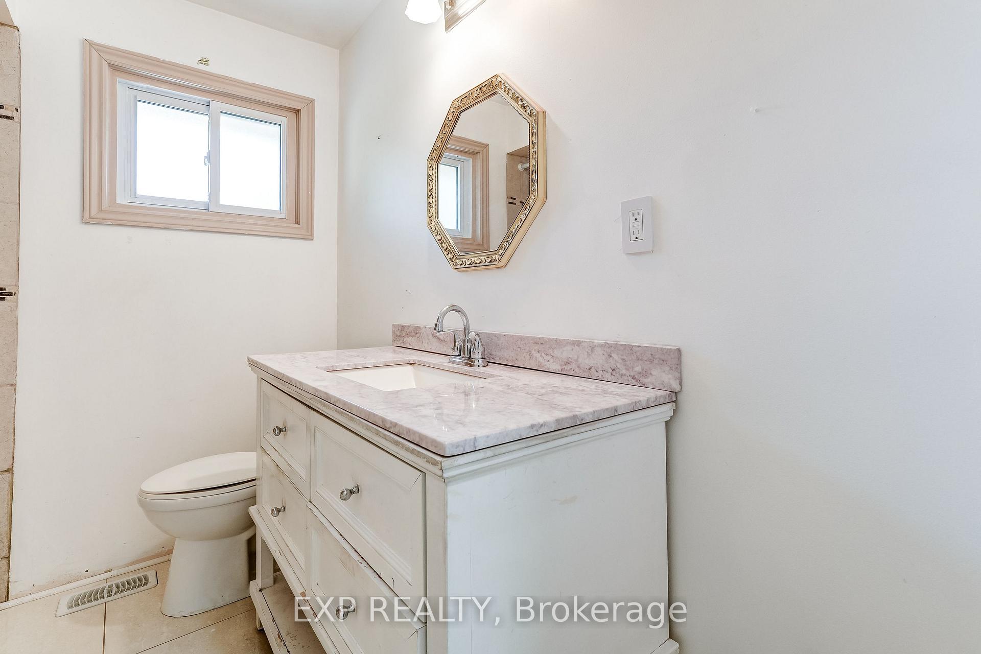 Photo 17 of 208 West 19th Street, Hamilton, Buchanan — HOMEH