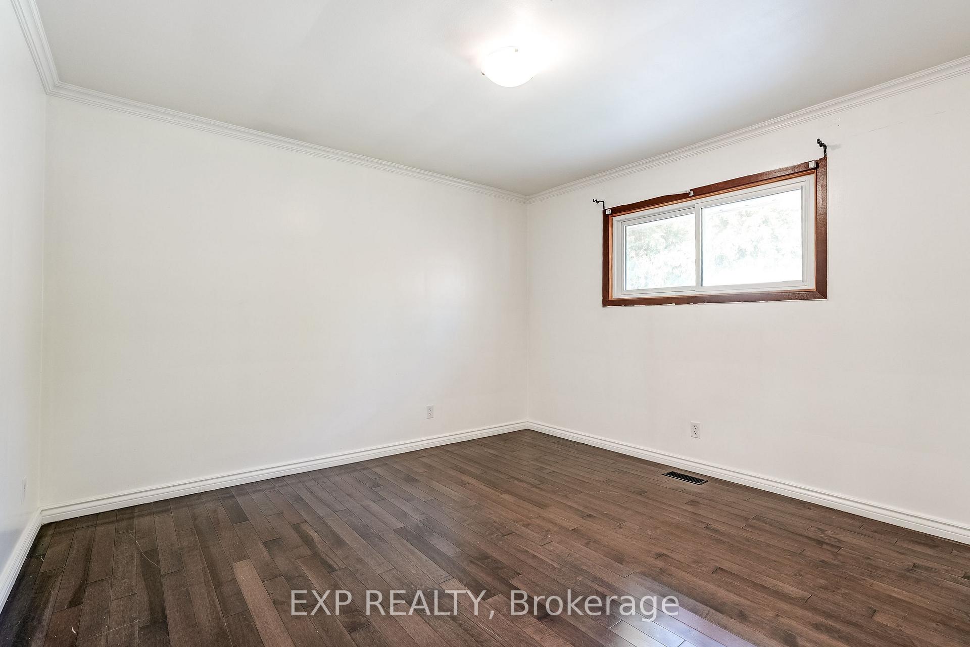 Photo 19 of 208 West 19th Street, Hamilton, Buchanan — HOMEH