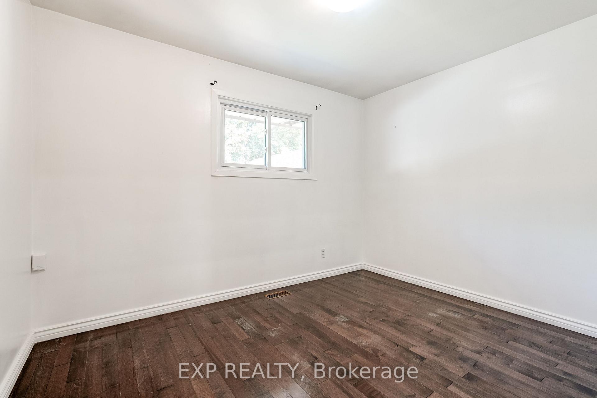 Photo 21 of 208 West 19th Street, Hamilton, Buchanan — HOMEH