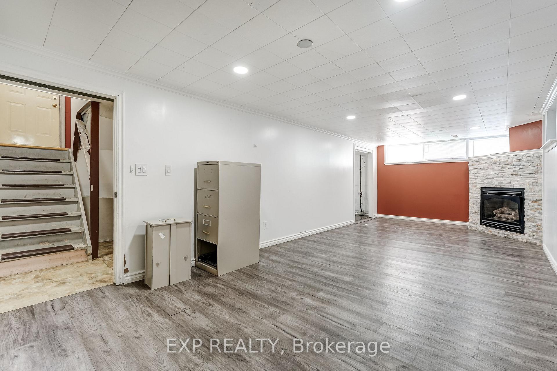 Photo 23 of 208 West 19th Street, Hamilton, Buchanan — HOMEH