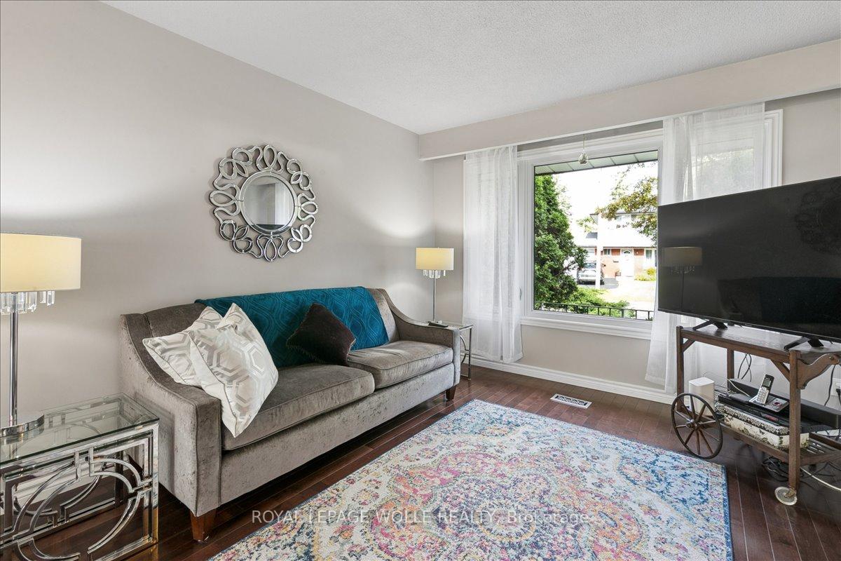 Photo 12 of 45 Arrowhead Crescent, Kitchener, Pioneer Park — HOMEH