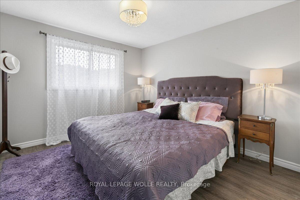 Photo 27 of 45 Arrowhead Crescent, Kitchener, Pioneer Park — HOMEH