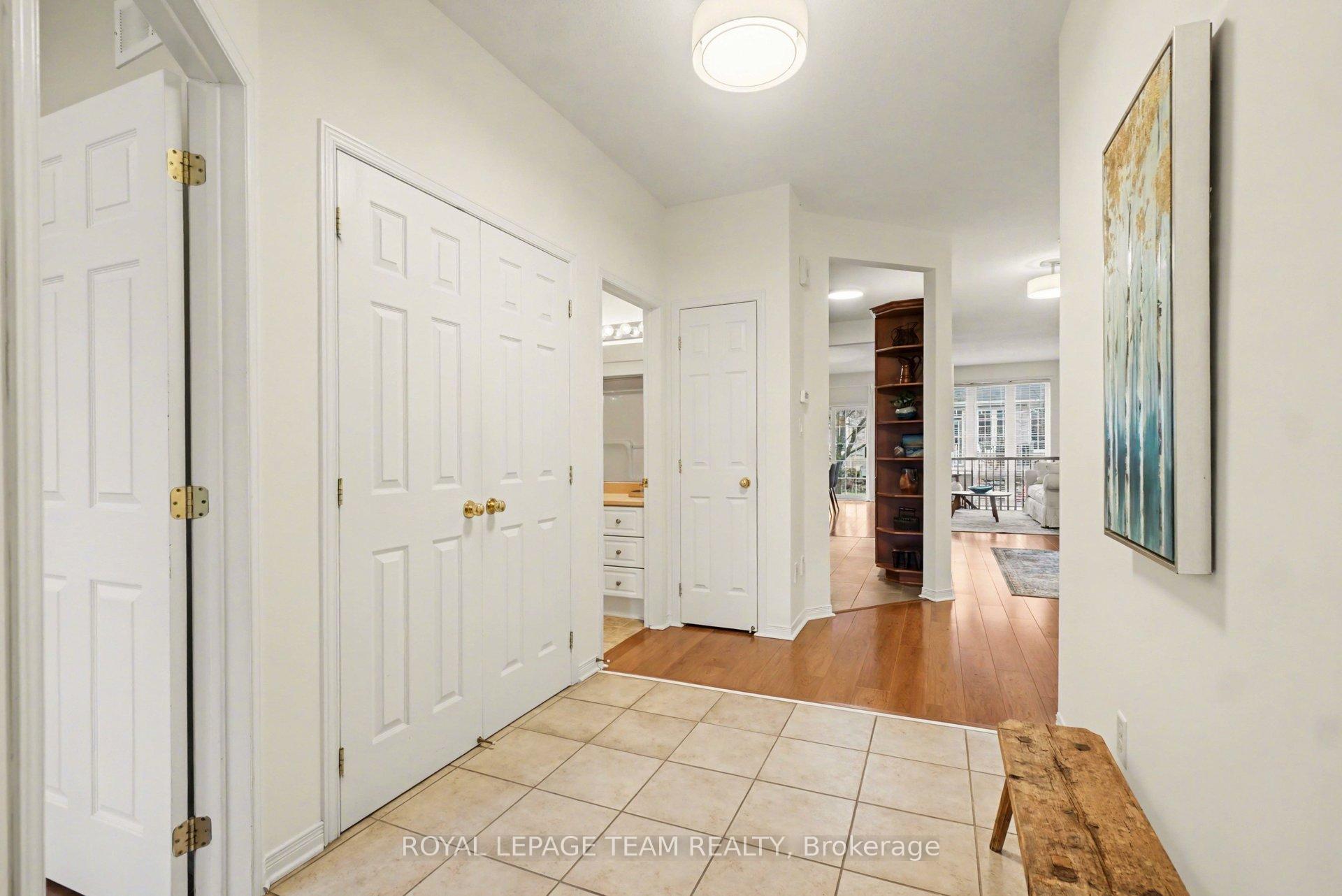 Photo 3 of 25 Sawchuk Terrace, Ottawa, Kanata - Kanata Lakes/Heritage Hills — HOMEH