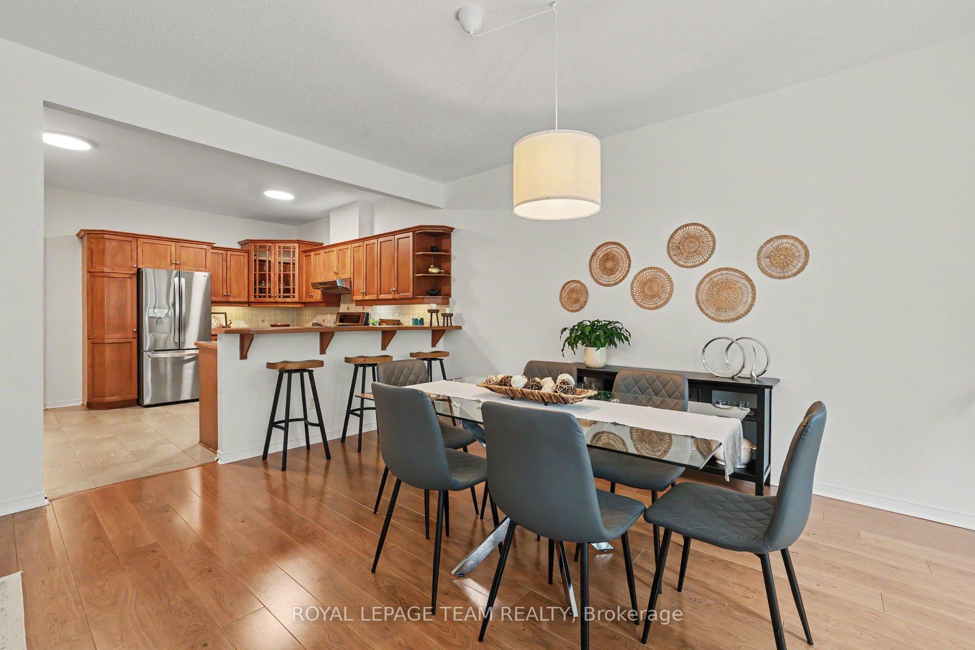 Photo 14 of 25 Sawchuk Terrace, Ottawa, Kanata - Kanata Lakes/Heritage Hills — HOMEH