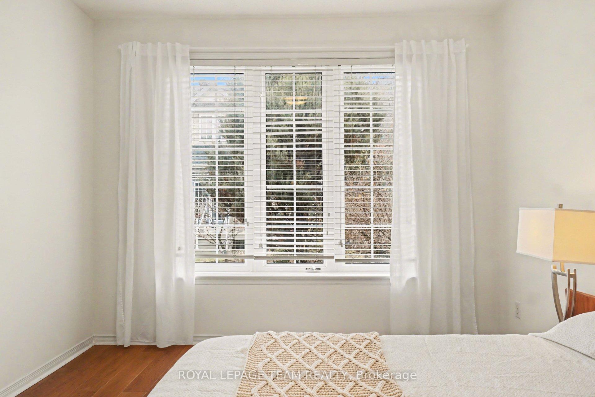 Photo 24 of 25 Sawchuk Terrace, Ottawa, Kanata - Kanata Lakes/Heritage Hills — HOMEH