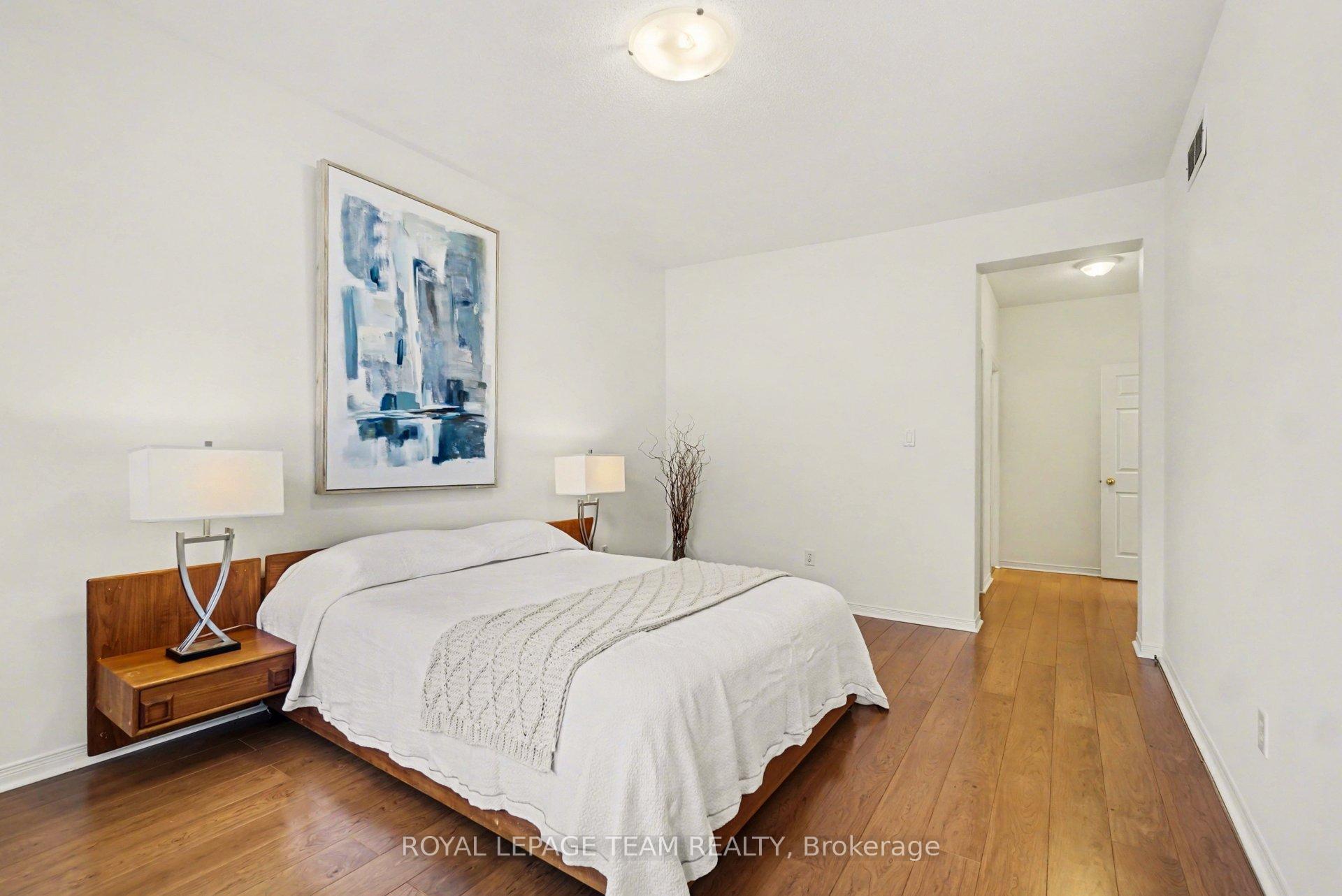 Photo 26 of 25 Sawchuk Terrace, Ottawa, Kanata - Kanata Lakes/Heritage Hills — HOMEH