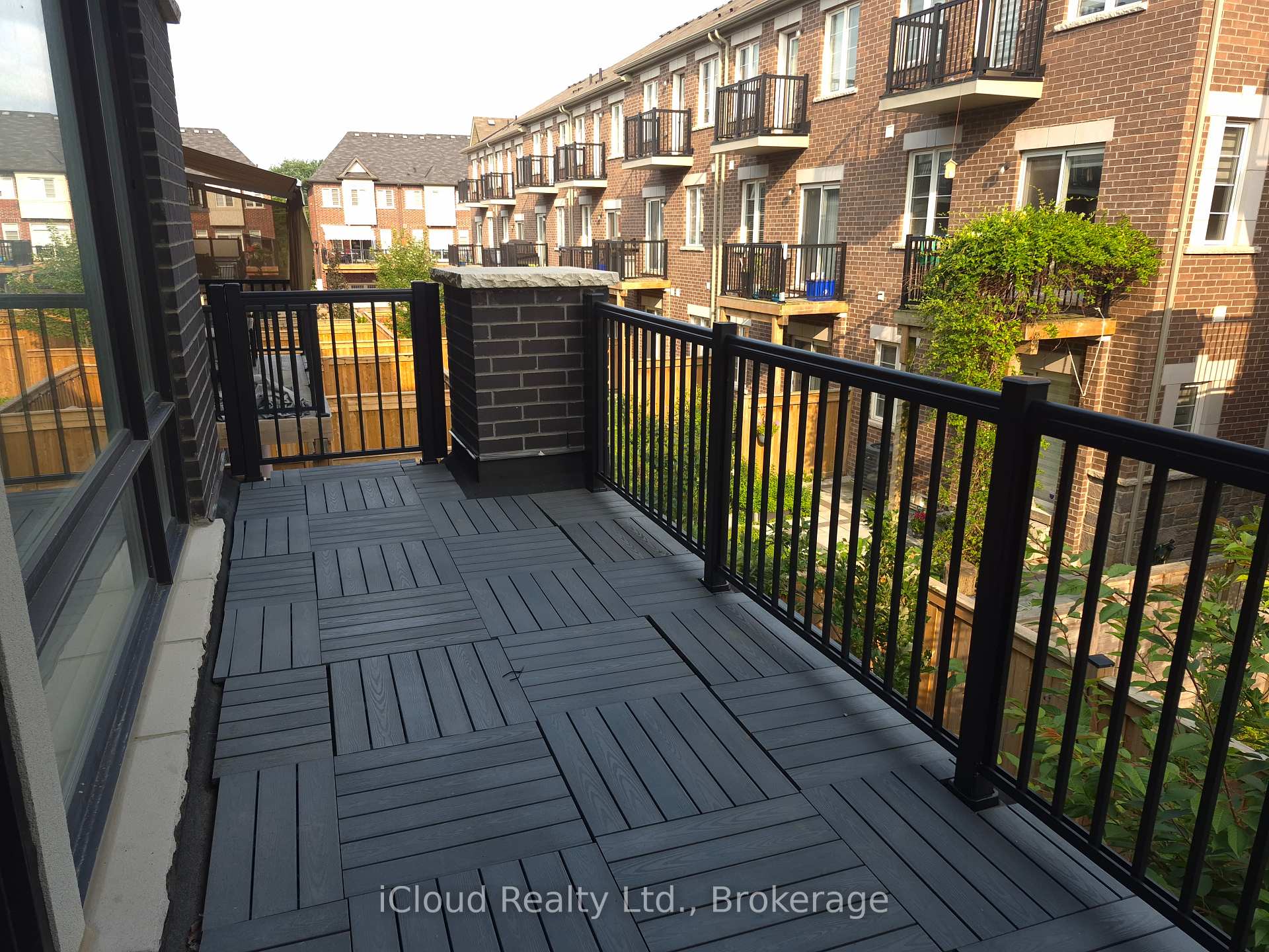 Photo 12 of 31 Globemaster Lane, Richmond Hill, Oak Ridges — HOMEH
