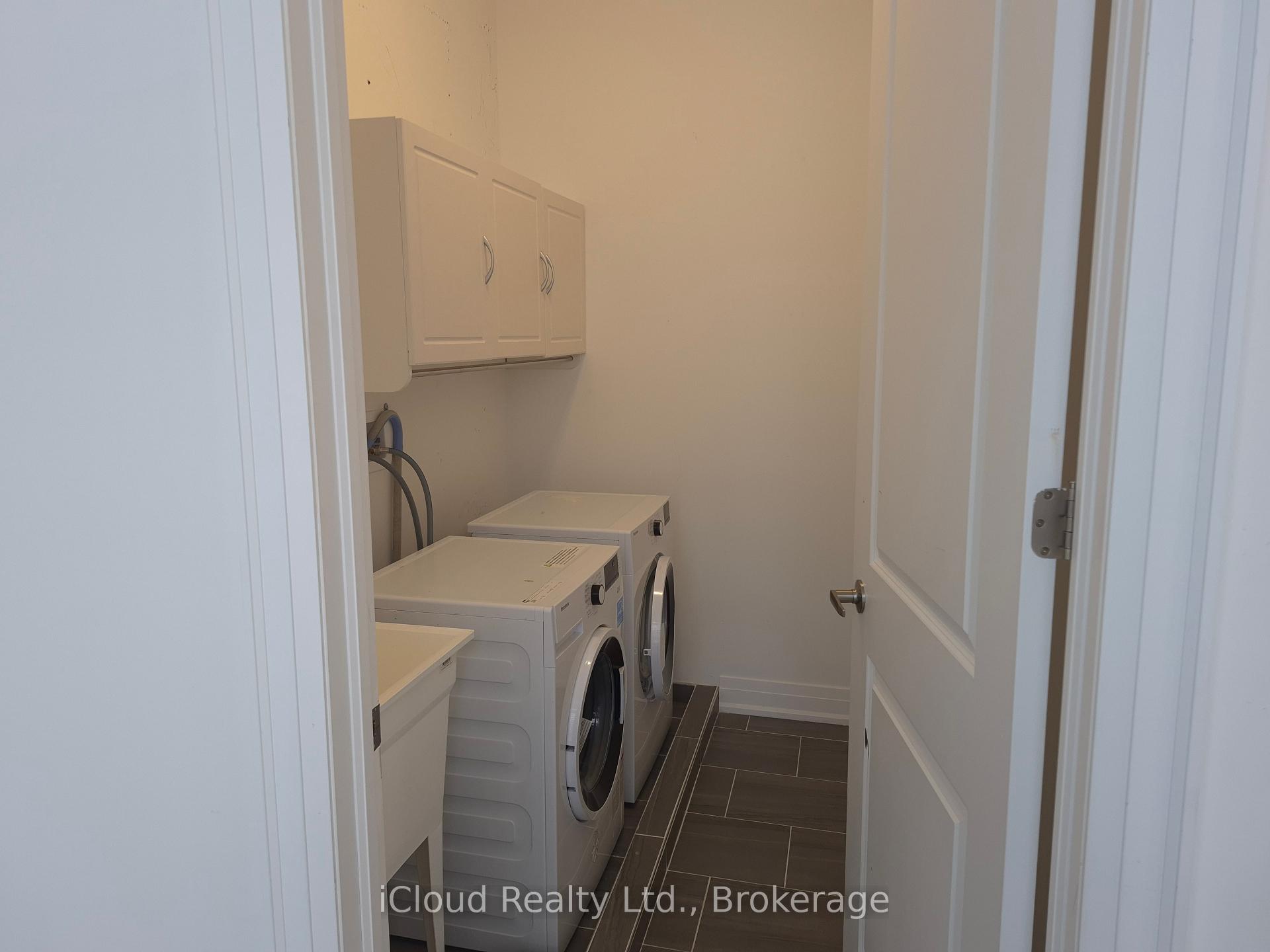 Photo 13 of 31 Globemaster Lane, Richmond Hill, Oak Ridges — HOMEH