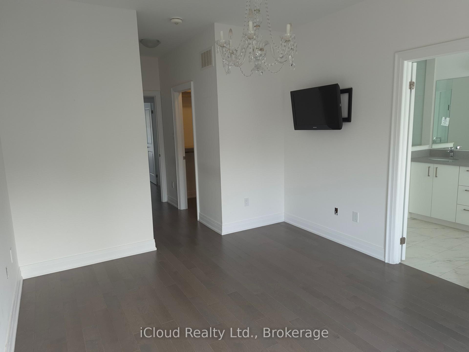 Photo 18 of 31 Globemaster Lane, Richmond Hill, Oak Ridges — HOMEH