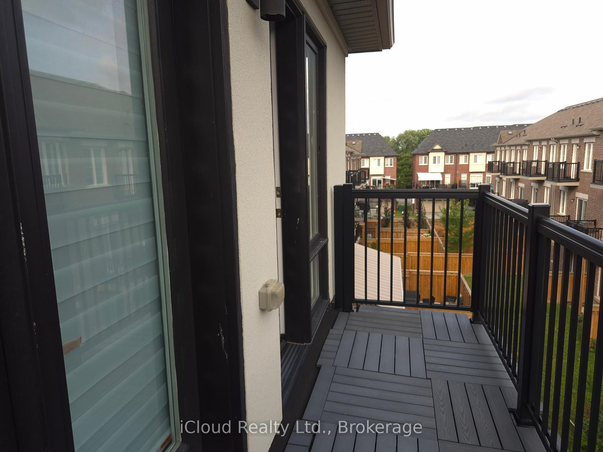 Photo 23 of 31 Globemaster Lane, Richmond Hill, Oak Ridges — HOMEH