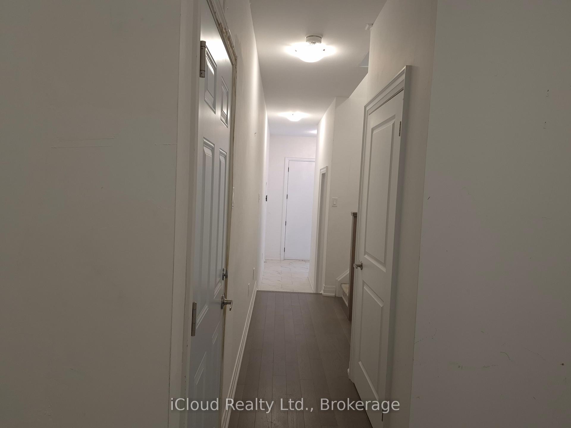 Photo 26 of 31 Globemaster Lane, Richmond Hill, Oak Ridges — HOMEH
