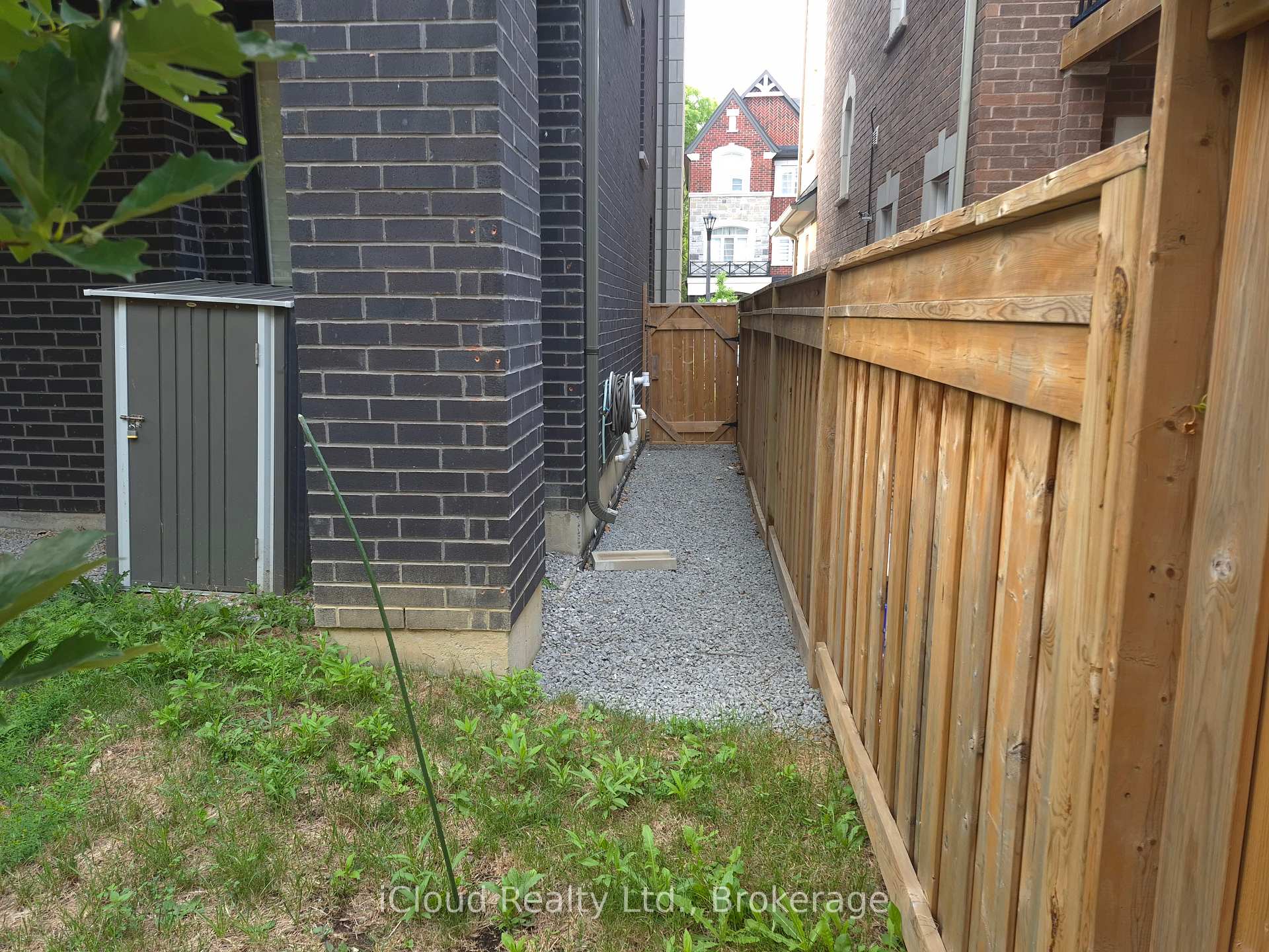 Photo 30 of 31 Globemaster Lane, Richmond Hill, Oak Ridges — HOMEH