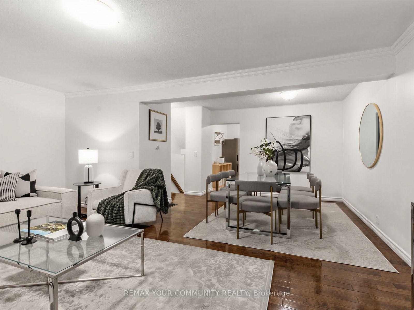 Photo 9 of 88 Dana Crescent, Vaughan, Crestwood-Springfarm-Yorkhill — HOMEH
