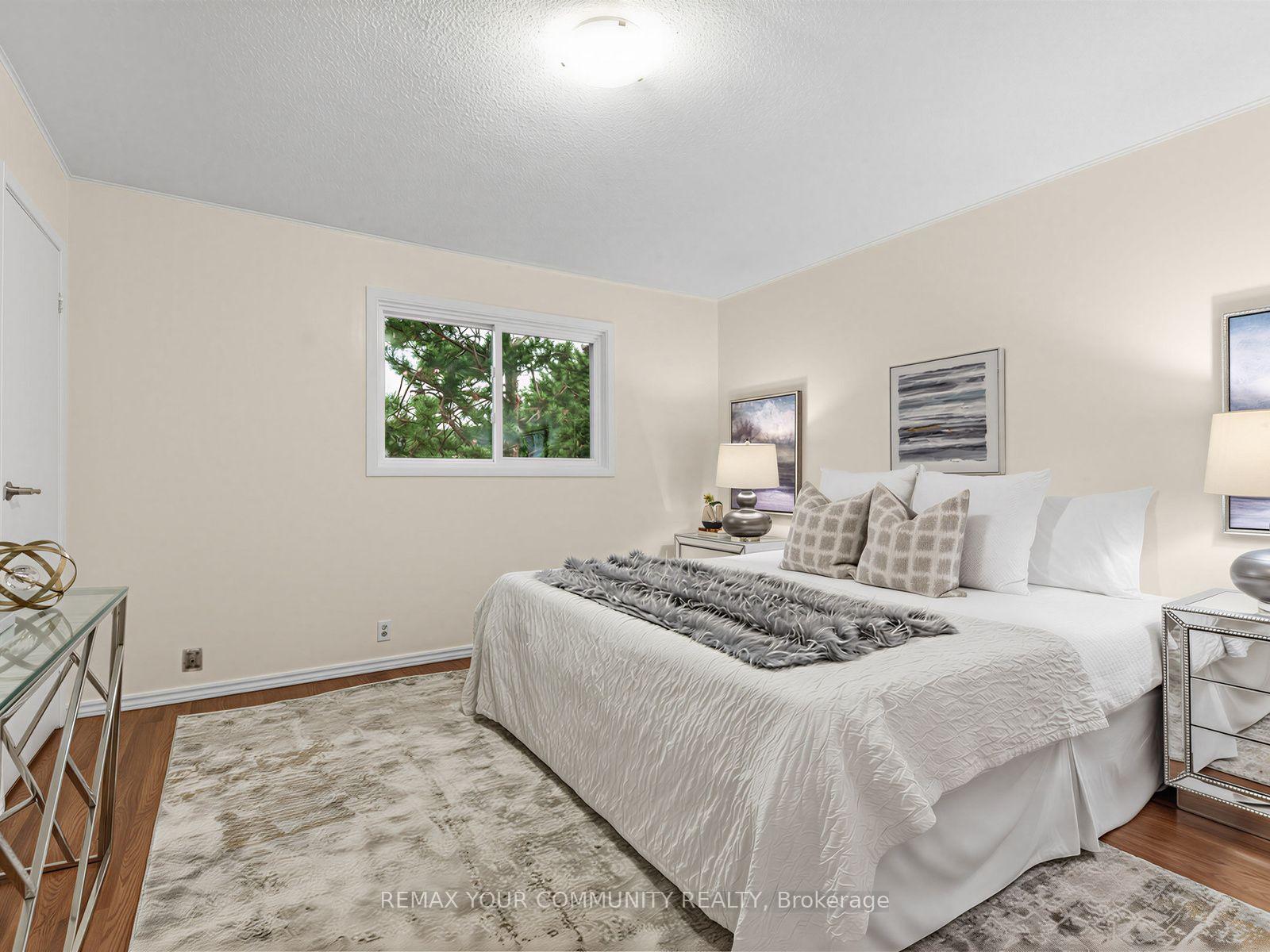Photo 18 of 88 Dana Crescent, Vaughan, Crestwood-Springfarm-Yorkhill — HOMEH