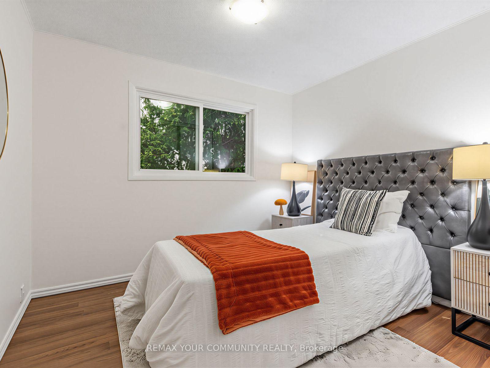 Photo 24 of 88 Dana Crescent, Vaughan, Crestwood-Springfarm-Yorkhill — HOMEH