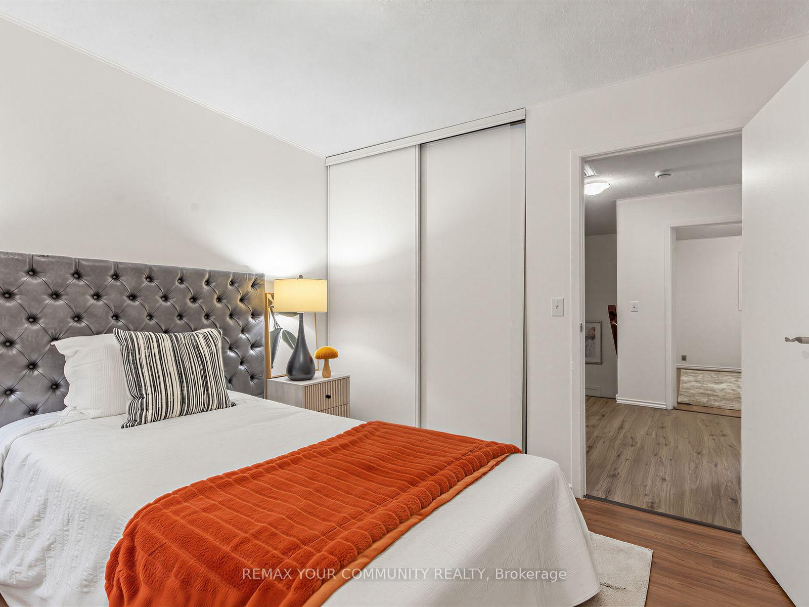 Photo 25 of 88 Dana Crescent, Vaughan, Crestwood-Springfarm-Yorkhill — HOMEH