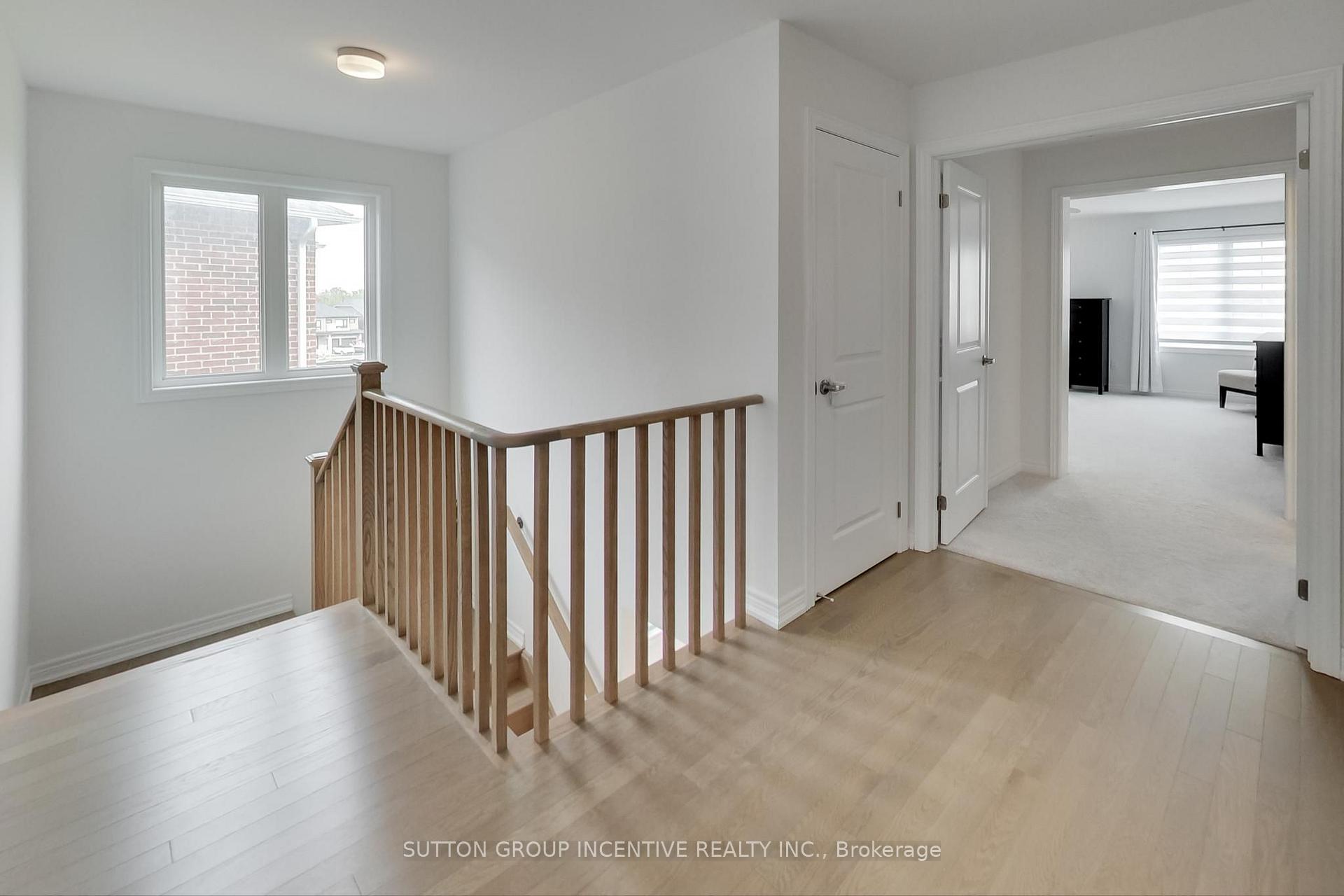 Photo 14 of 13 Abbey Crescent, Barrie, Rural Barrie Southeast — HOMEH