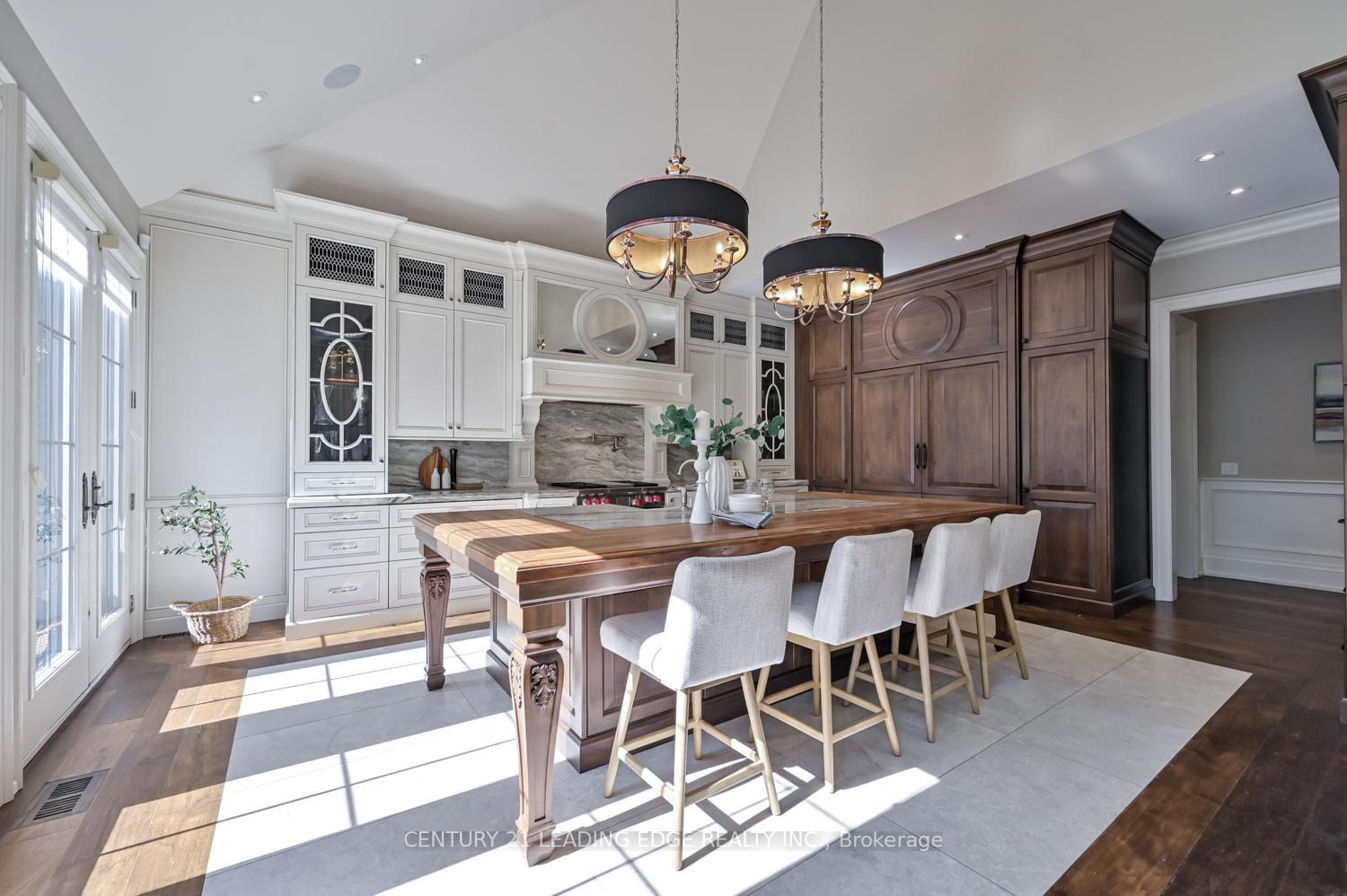 Photo 9 of 16 Sir Isaac Gate, Markham, Markham Village — HOMEH