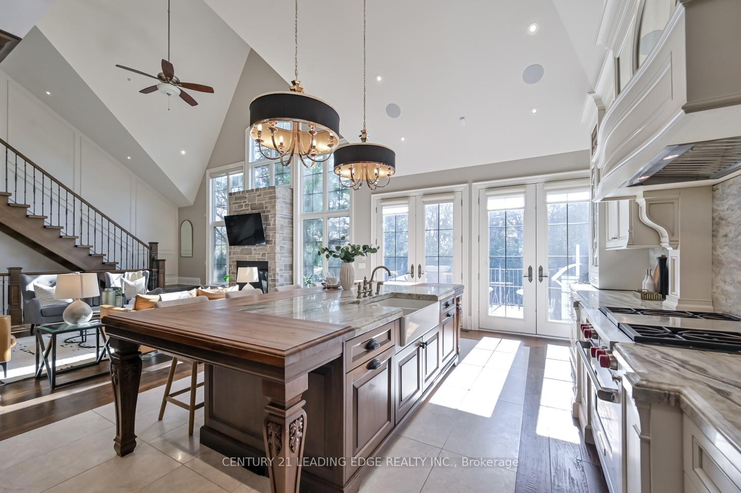 Photo 11 of 16 Sir Isaac Gate, Markham, Markham Village — HOMEH