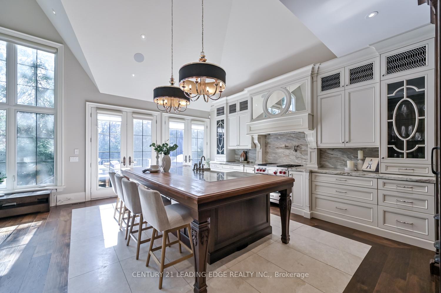 Photo 12 of 16 Sir Isaac Gate, Markham, Markham Village — HOMEH