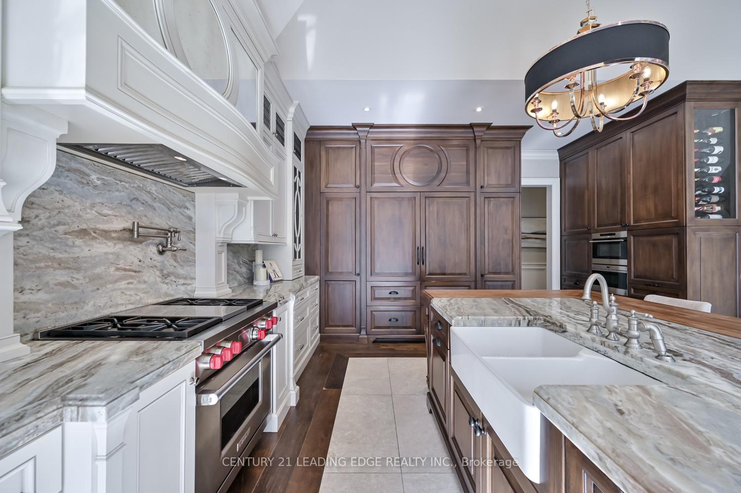Photo 14 of 16 Sir Isaac Gate, Markham, Markham Village — HOMEH