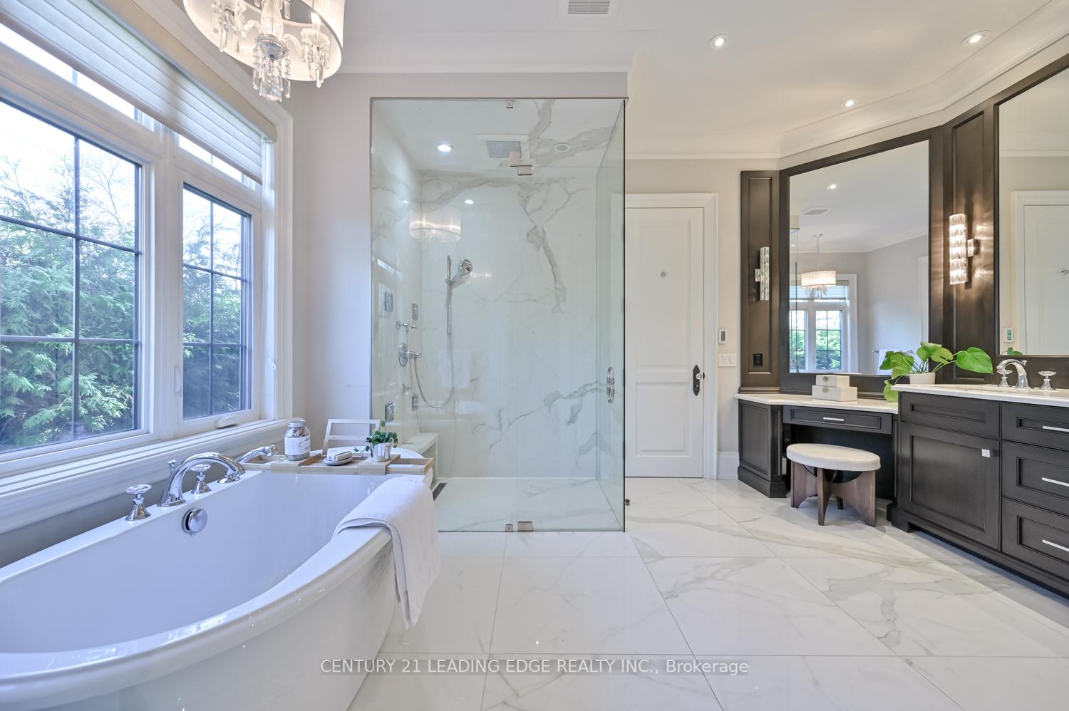 Photo 24 of 16 Sir Isaac Gate, Markham, Markham Village — HOMEH