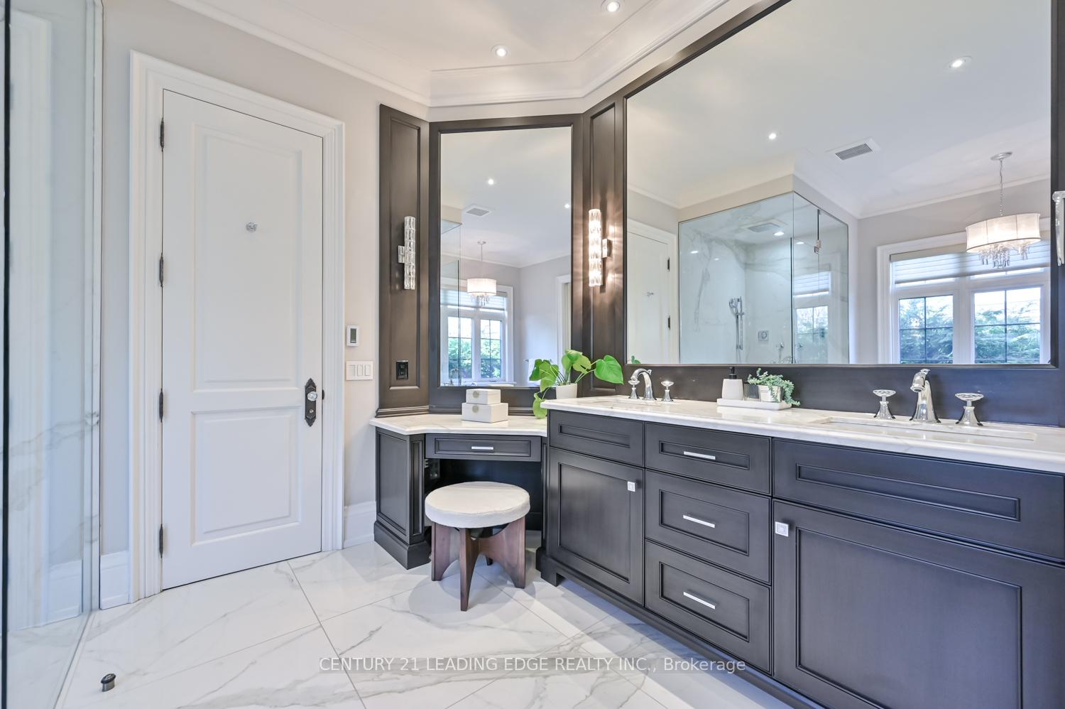 Photo 25 of 16 Sir Isaac Gate, Markham, Markham Village — HOMEH