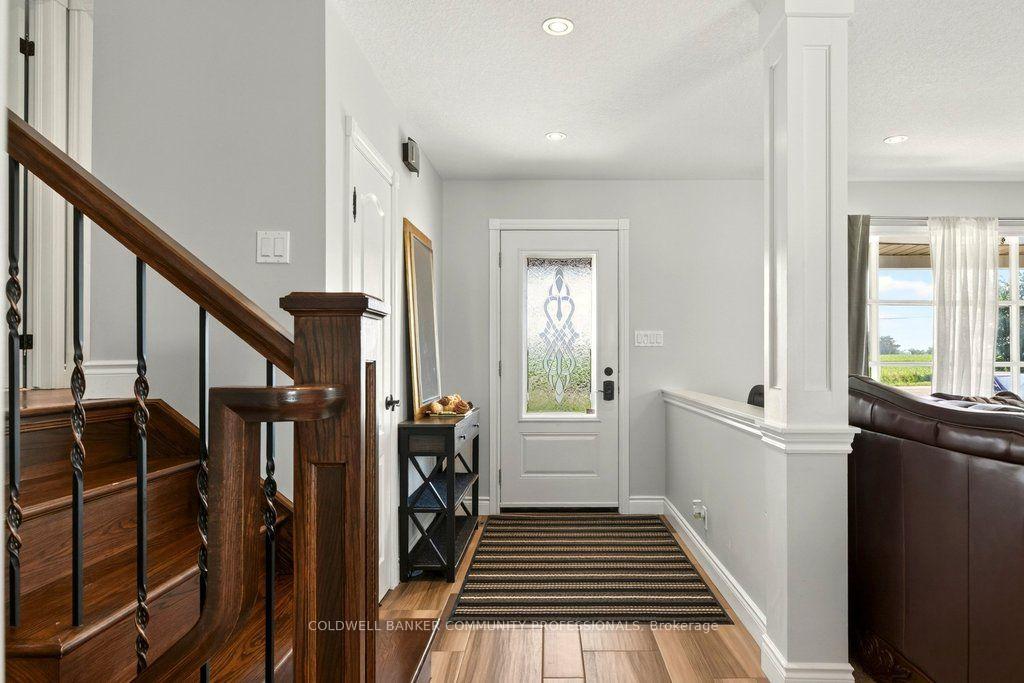 Photo 7 of 6773 Smithville Road, Grimsby, Grimsby Escarpment — HOMEH