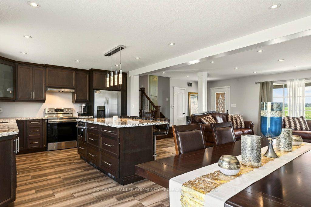 Photo 17 of 6773 Smithville Road, Grimsby, Grimsby Escarpment — HOMEH