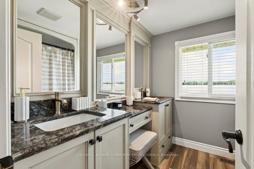 Photo 25 of 6773 Smithville Road, Grimsby, Grimsby Escarpment — HOMEH