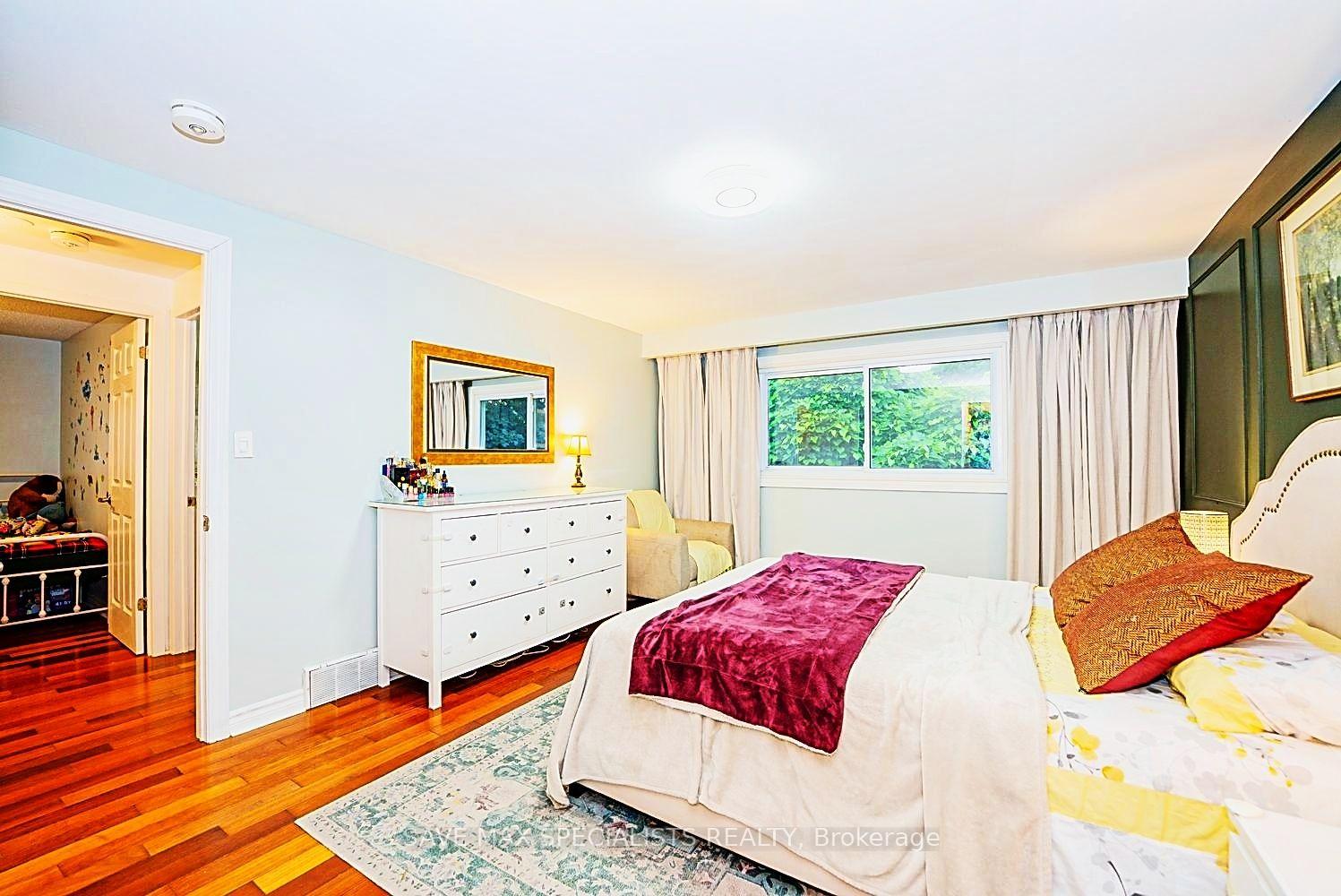 Photo 18 of 26 Fairington Crescent, St. Catharines, Lakeshore — HOMEH