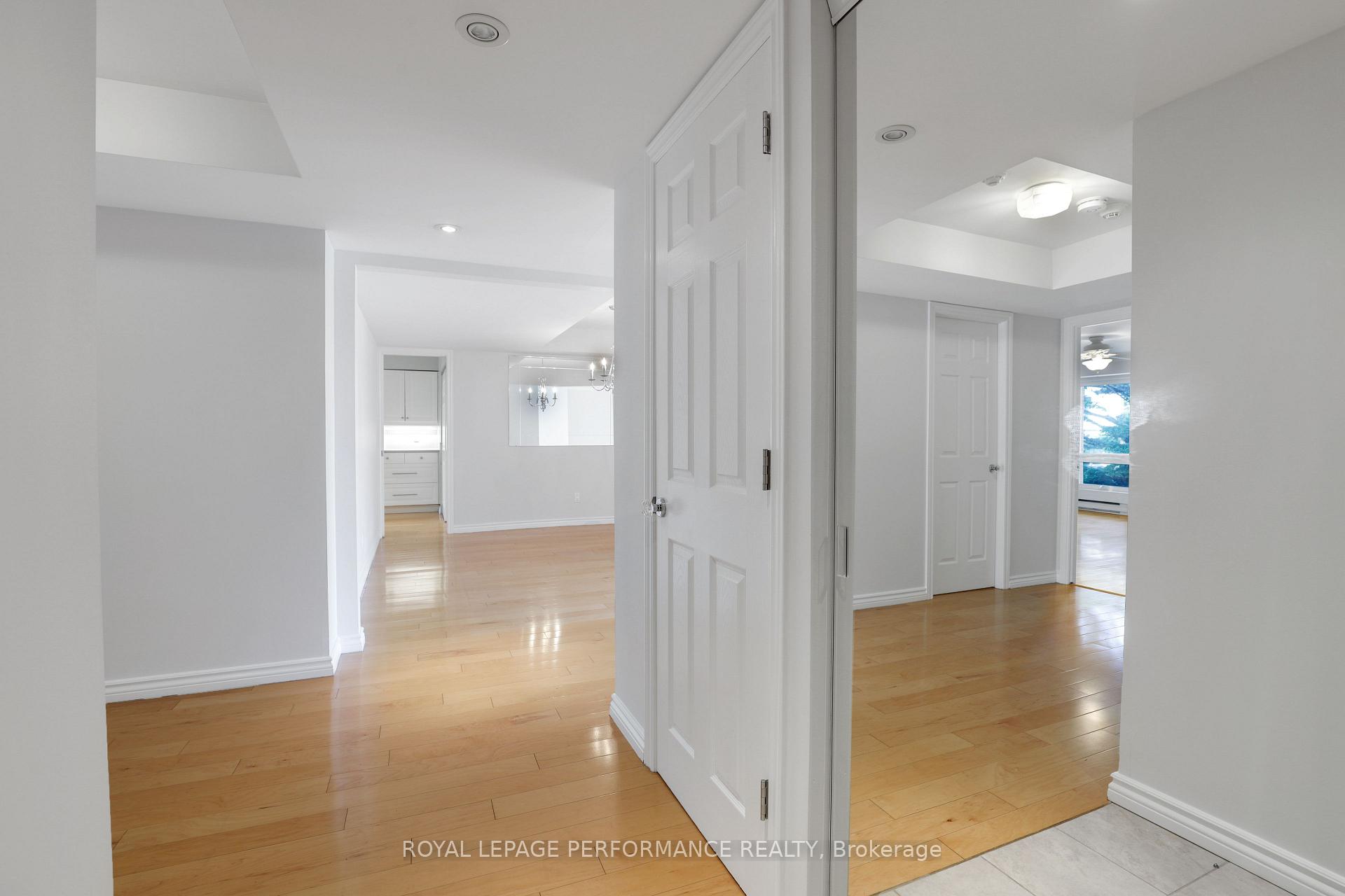 Photo 3 of Unit 4, 130 Rideau Terrace, Ottawa, Lindenlea — HOMEH
