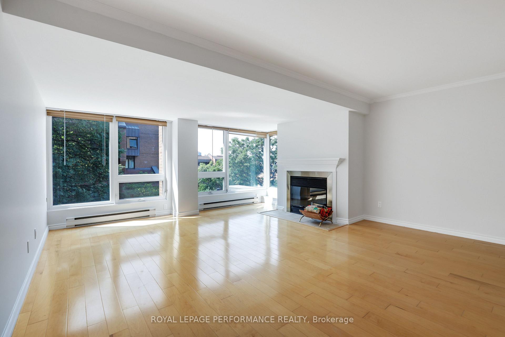 Photo 5 of Unit 4, 130 Rideau Terrace, Ottawa, Lindenlea — HOMEH