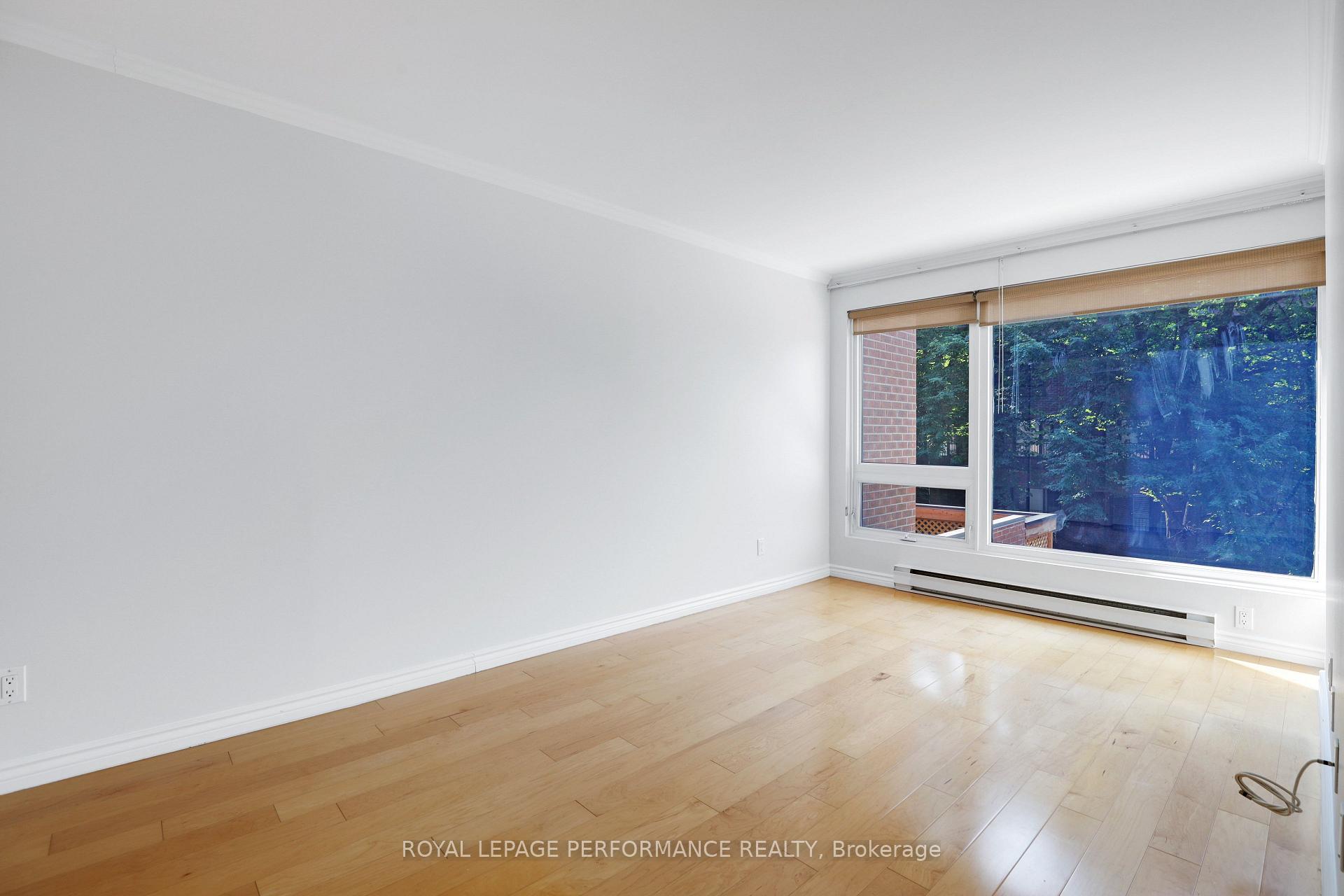 Photo 9 of Unit 4, 130 Rideau Terrace, Ottawa, Lindenlea — HOMEH