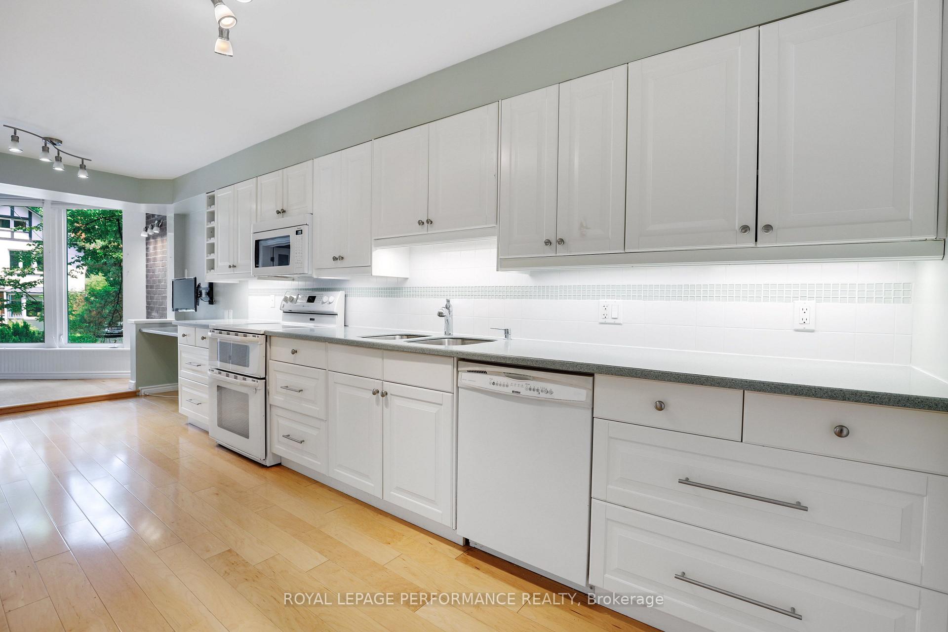 Photo 17 of Unit 4, 130 Rideau Terrace, Ottawa, Lindenlea — HOMEH