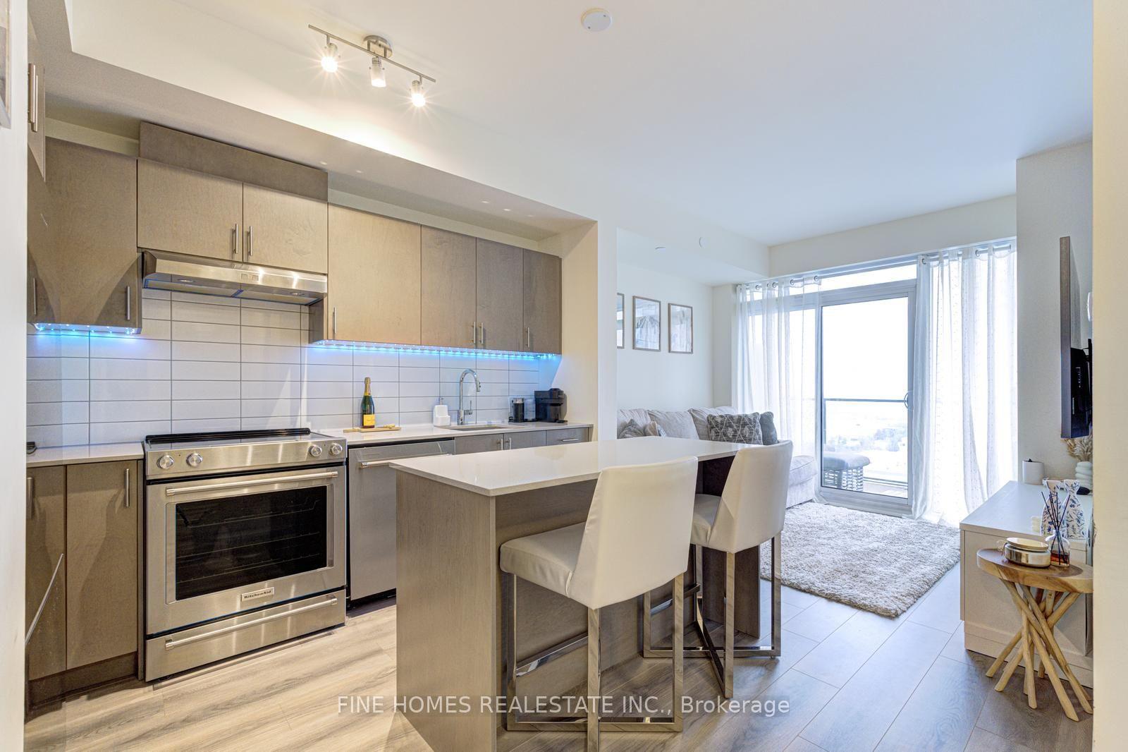 Photo 10 of Unit 1903, 9000 Jane Street, Vaughan, Concord — HOMEH
