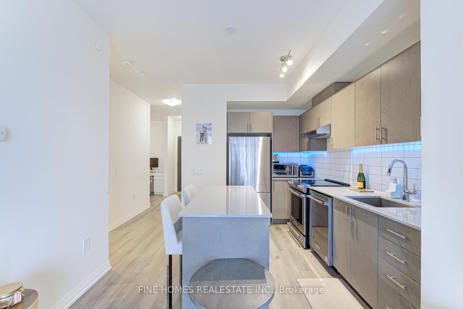 Photo 13 of Unit 1903, 9000 Jane Street, Vaughan, Concord — HOMEH