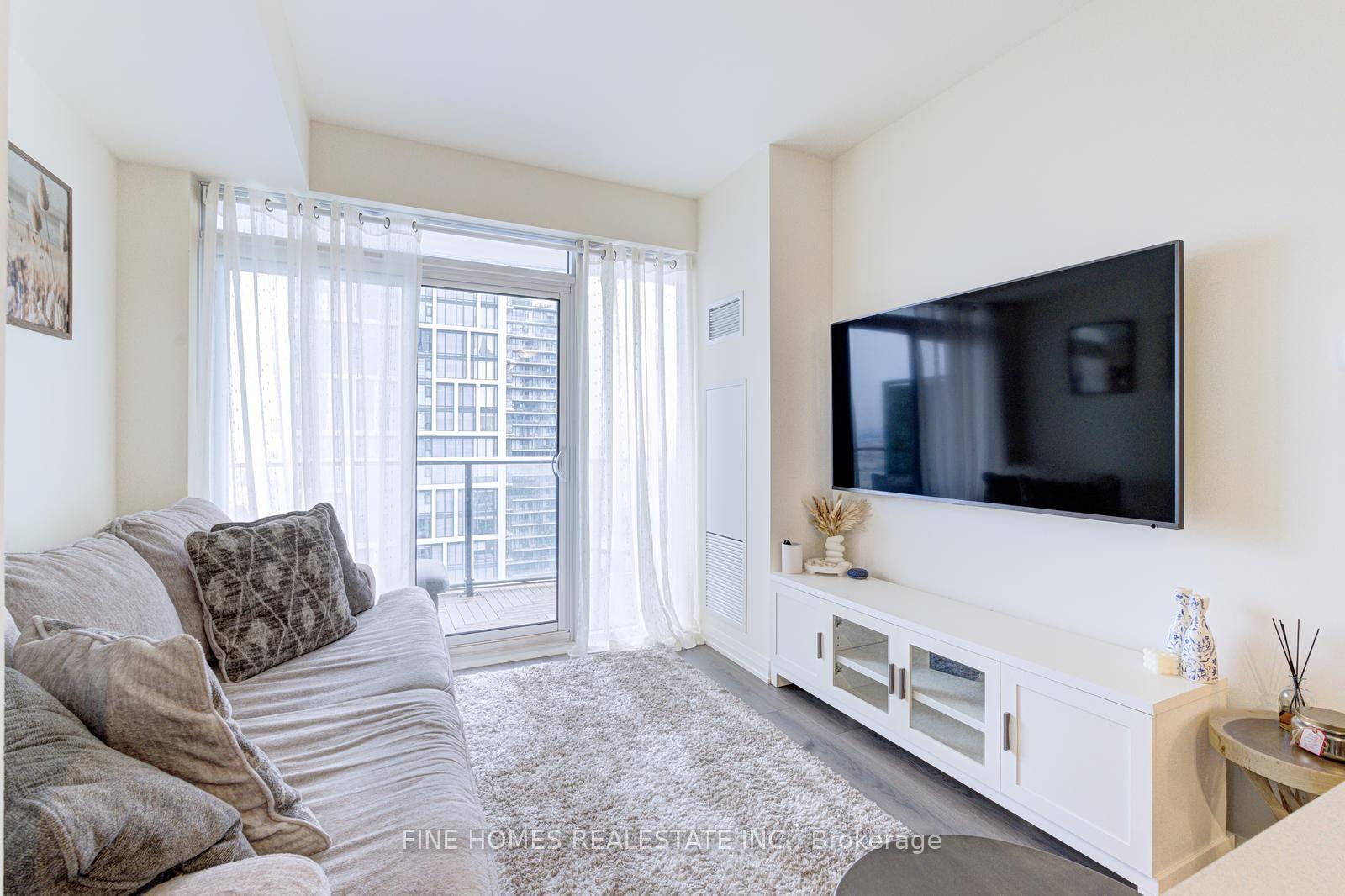 Photo 16 of Unit 1903, 9000 Jane Street, Vaughan, Concord — HOMEH