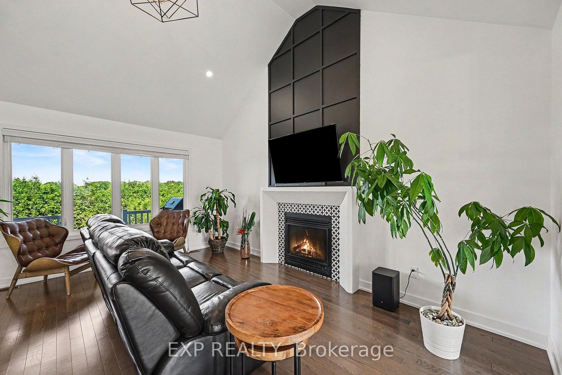 Photo 4 of 306 Moisson Street, Russell, Embrun — HOMEH