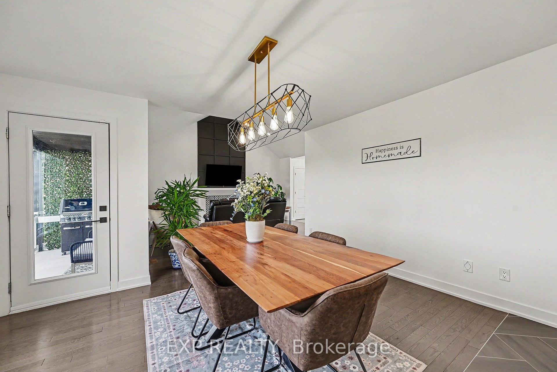 Photo 9 of 306 Moisson Street, Russell, Embrun — HOMEH