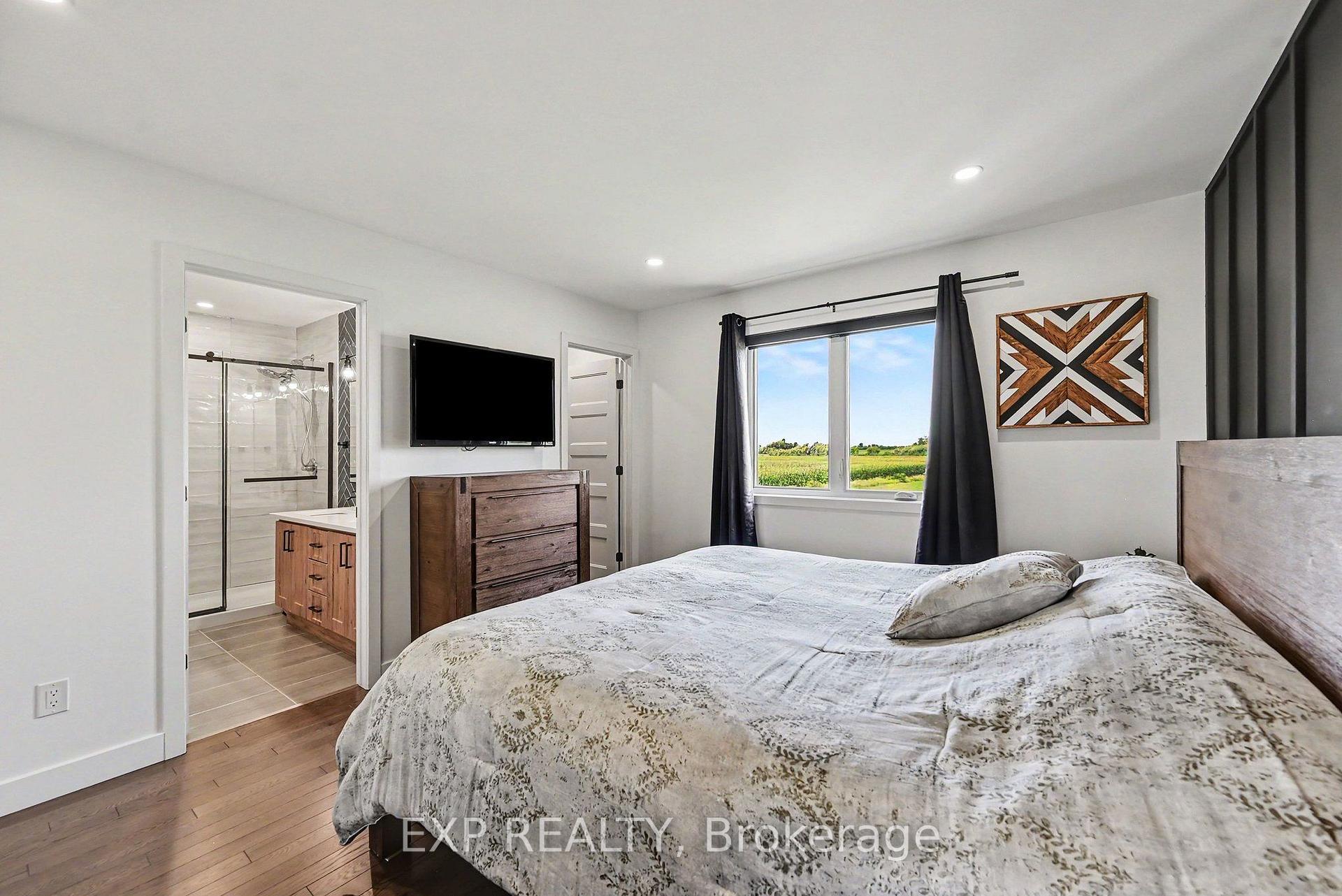 Photo 24 of 306 Moisson Street, Russell, Embrun — HOMEH