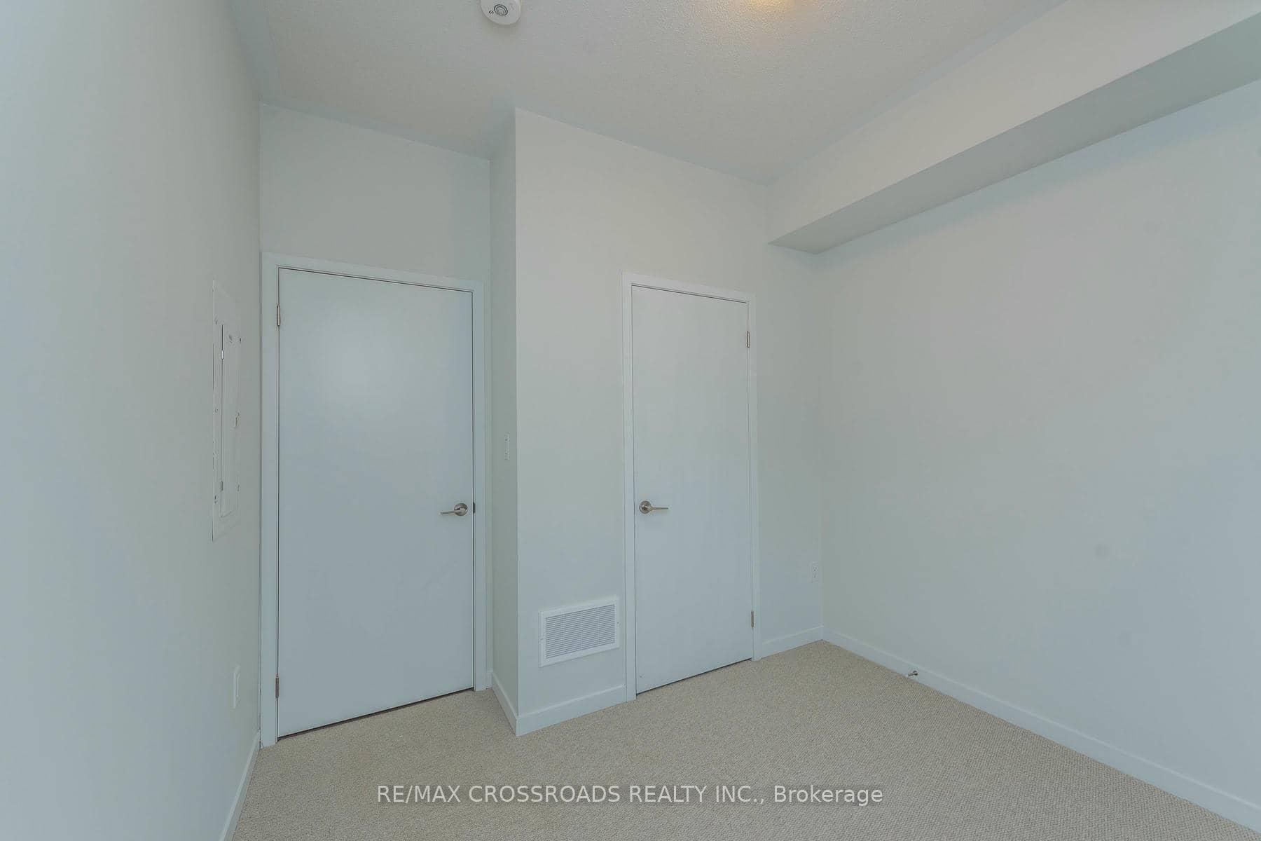 Photo 17 of Unit 292, 140 Honeycrisp Crescent, Vaughan, Vaughan Corporate Centre — HOMEH