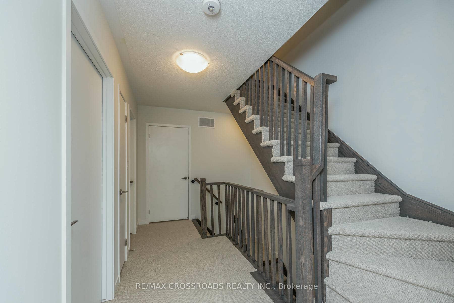 Photo 19 of Unit 292, 140 Honeycrisp Crescent, Vaughan, Vaughan Corporate Centre — HOMEH