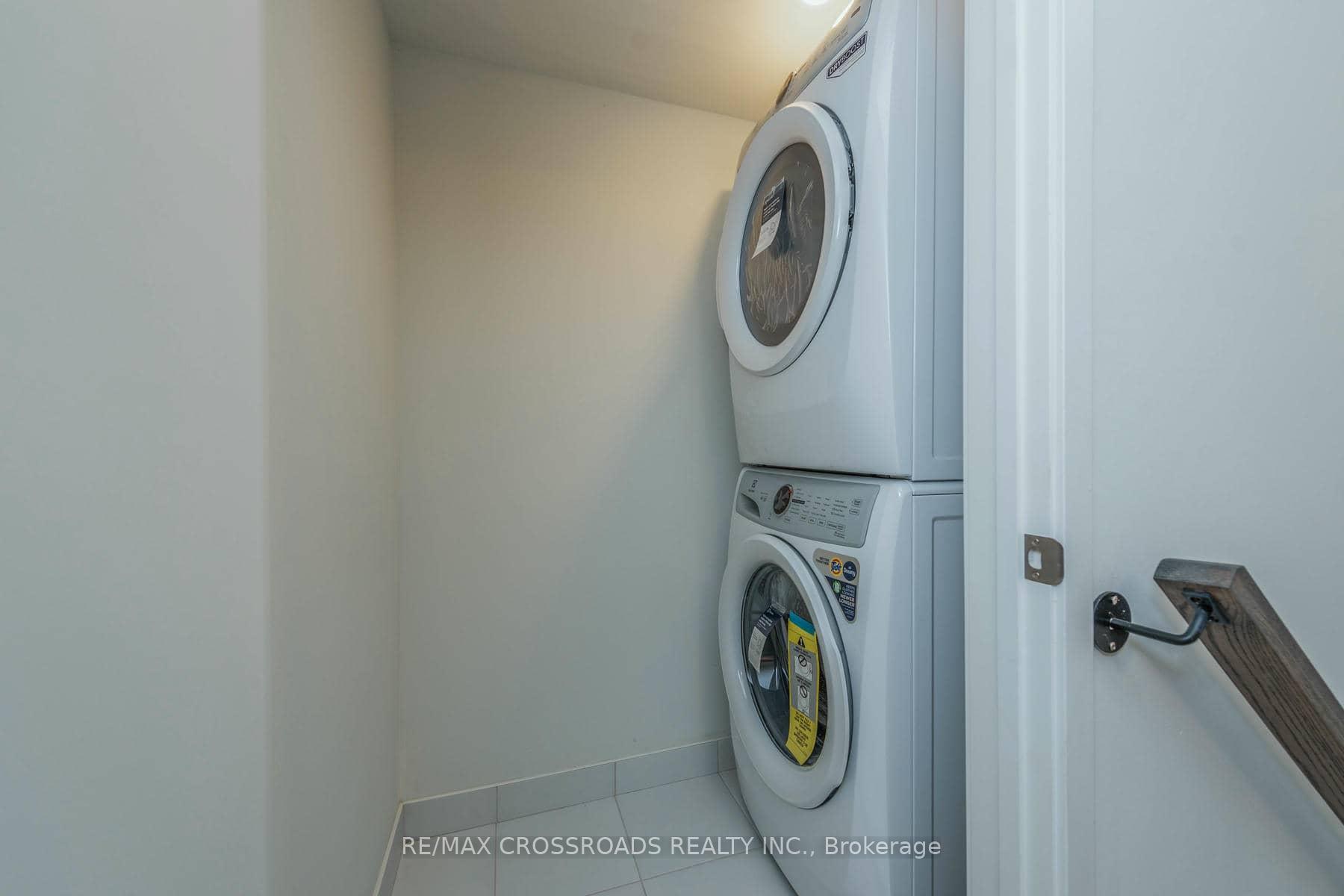 Photo 20 of Unit 292, 140 Honeycrisp Crescent, Vaughan, Vaughan Corporate Centre — HOMEH