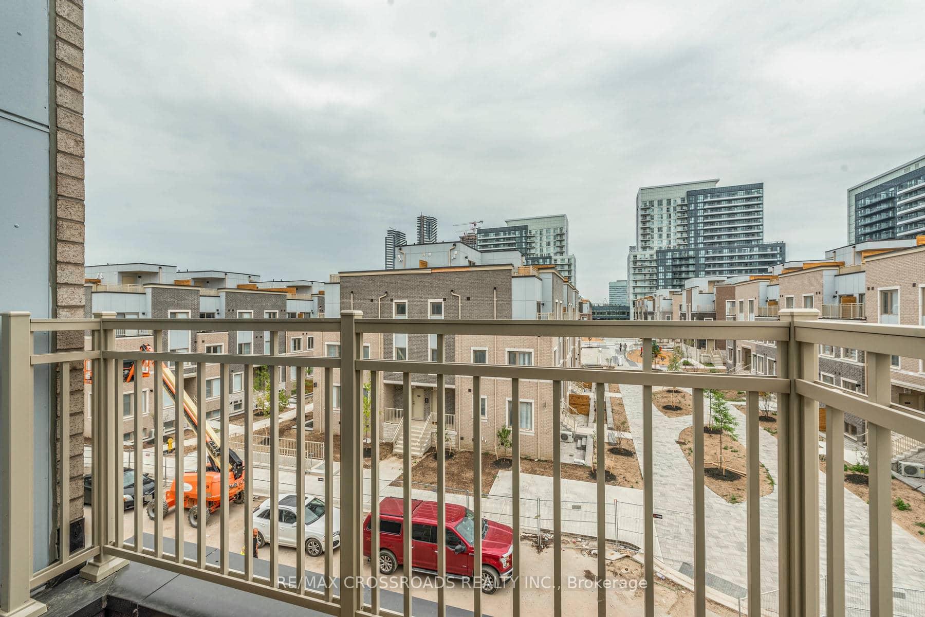 Photo 30 of Unit 292, 140 Honeycrisp Crescent, Vaughan, Vaughan Corporate Centre — HOMEH