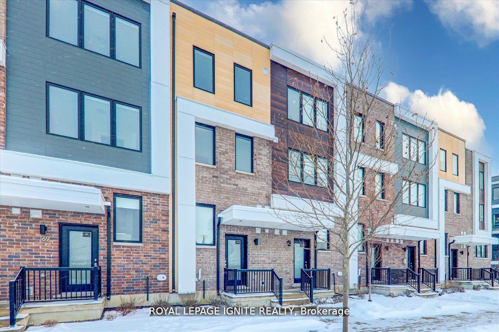 Photo 3 of 167 Downsview Park Boulevard, North York, Downsview-Roding-CFB — HOMEH