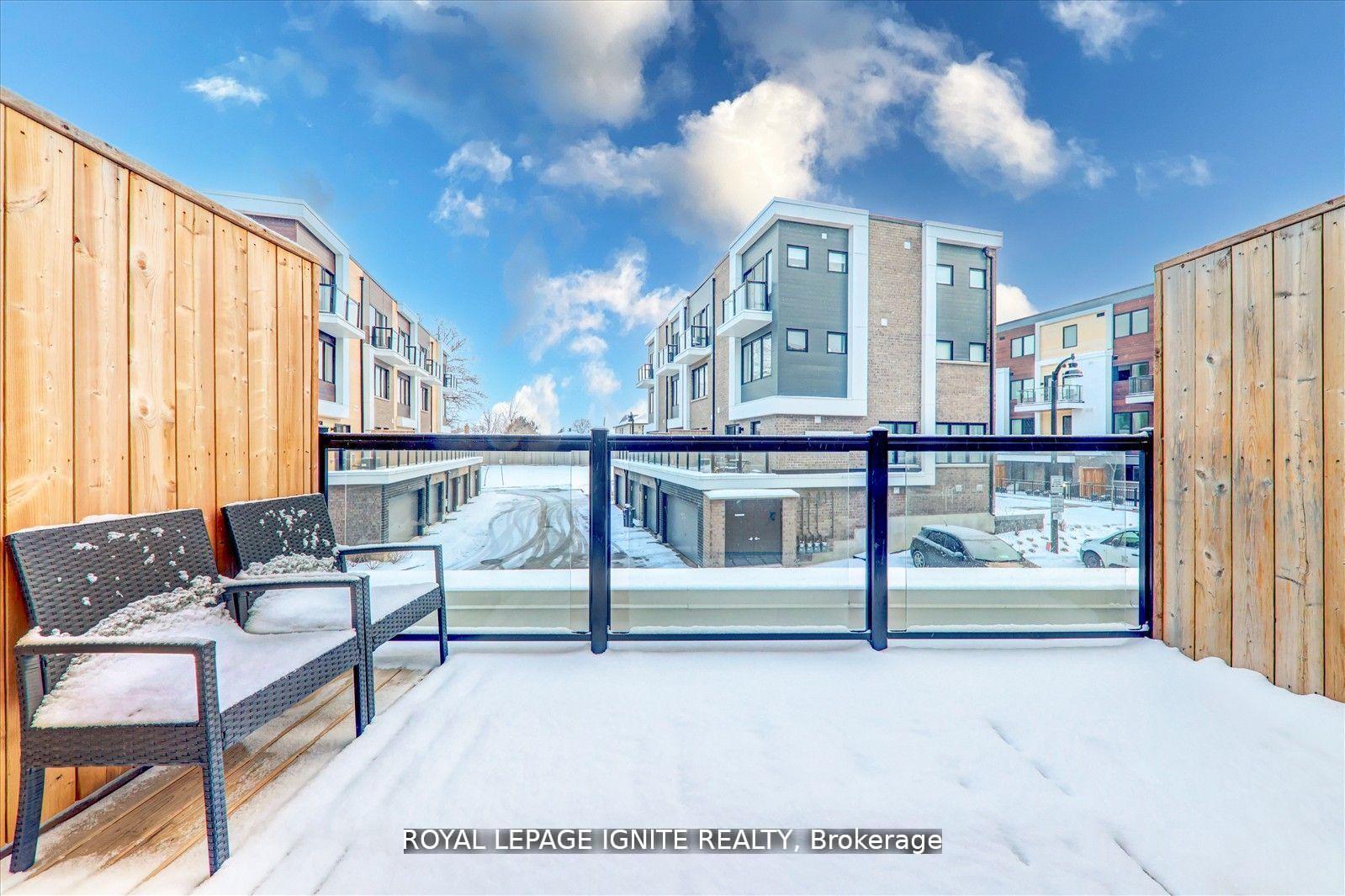 Photo 12 of 167 Downsview Park Boulevard, North York, Downsview-Roding-CFB — HOMEH